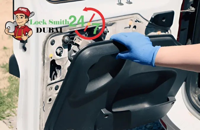 فتح أقفال السيارات في دبي