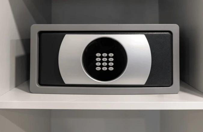 Safe Combination Change