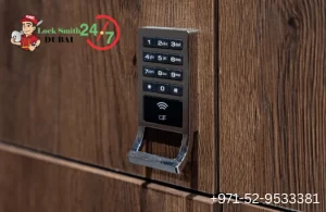 Smart gym locker